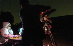 La luce buona: quella del computer o quella degli astri?