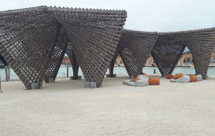 Biennale Architettura: opening and closing space (2 di 3)