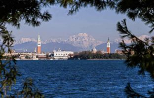 Finalmente qualcosa cambia nell’analisi economica territoriale